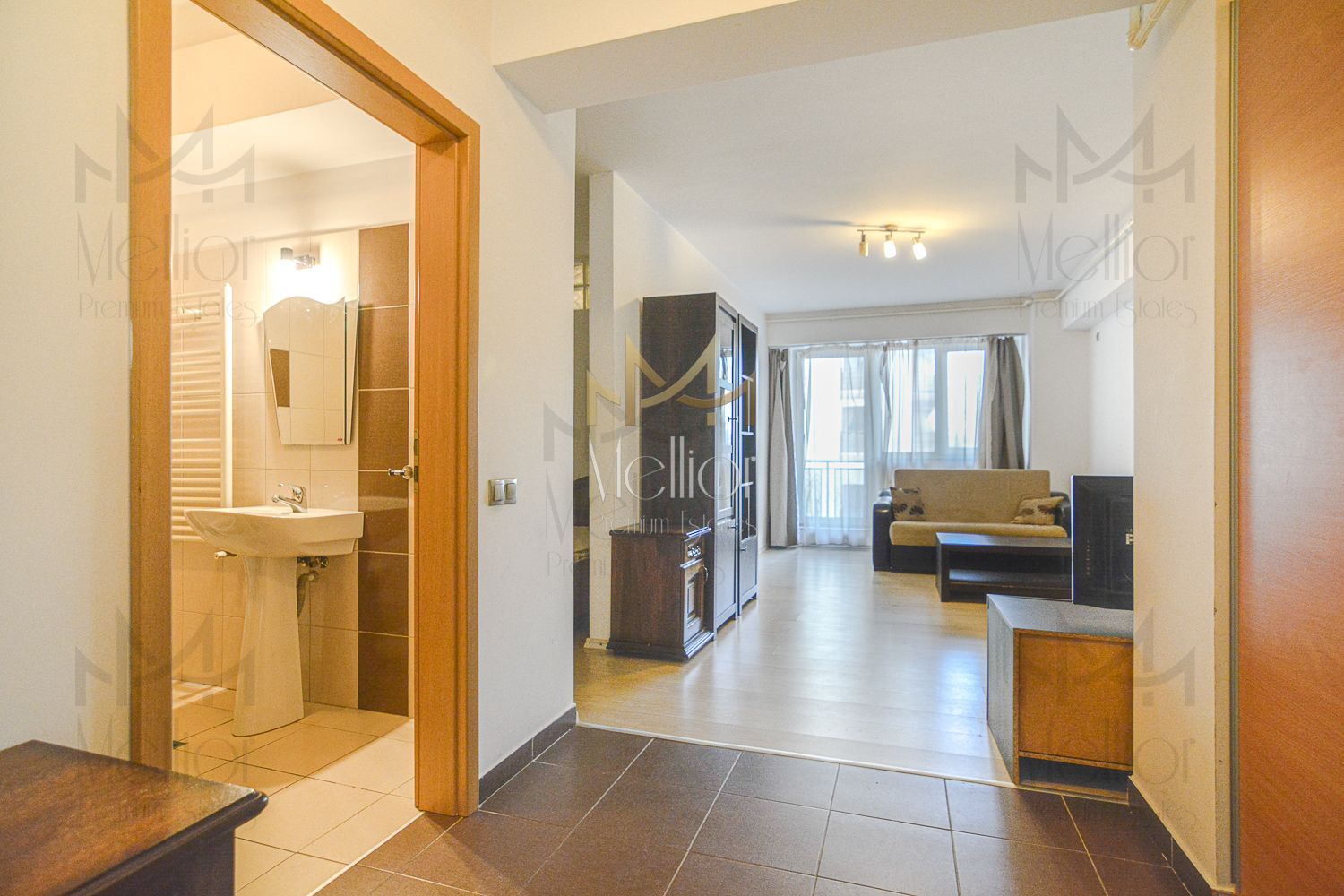 Apartament cu nisa de dormit, 200 m de FSEGA, 300 m de Iulius Mall! - Poză 3