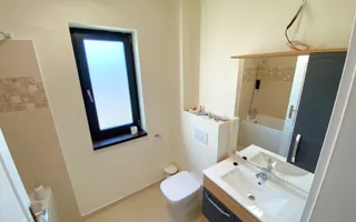 Apartament modern 3 camere-Zona Ciuperca-Loc de parcare-Disponibil - Poză 13