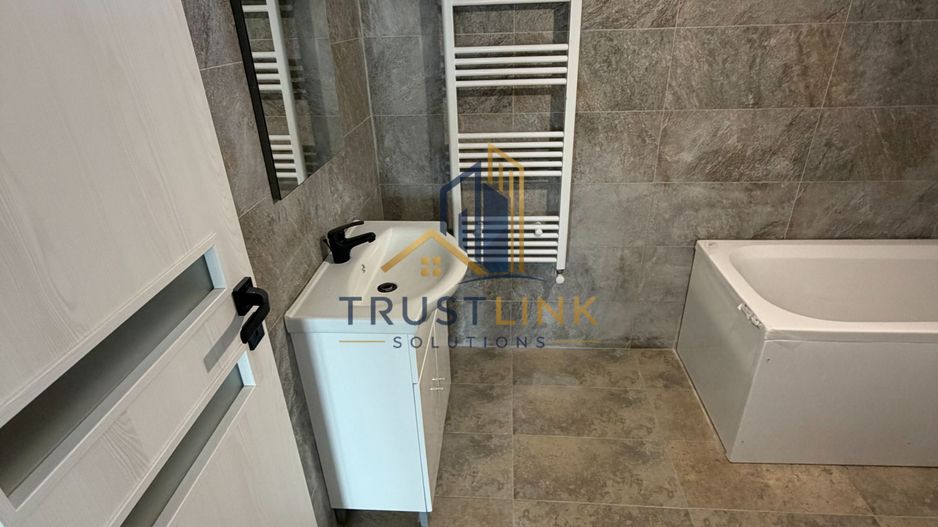 Casa individuala 4 camere Finalizata 380mp curte Berceni - Poză 19
