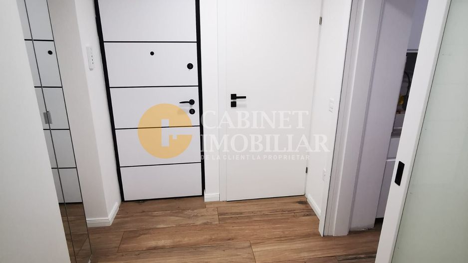 4 camere decomandat, renovat complet – Nicolina 1, prima statie - Poză 3