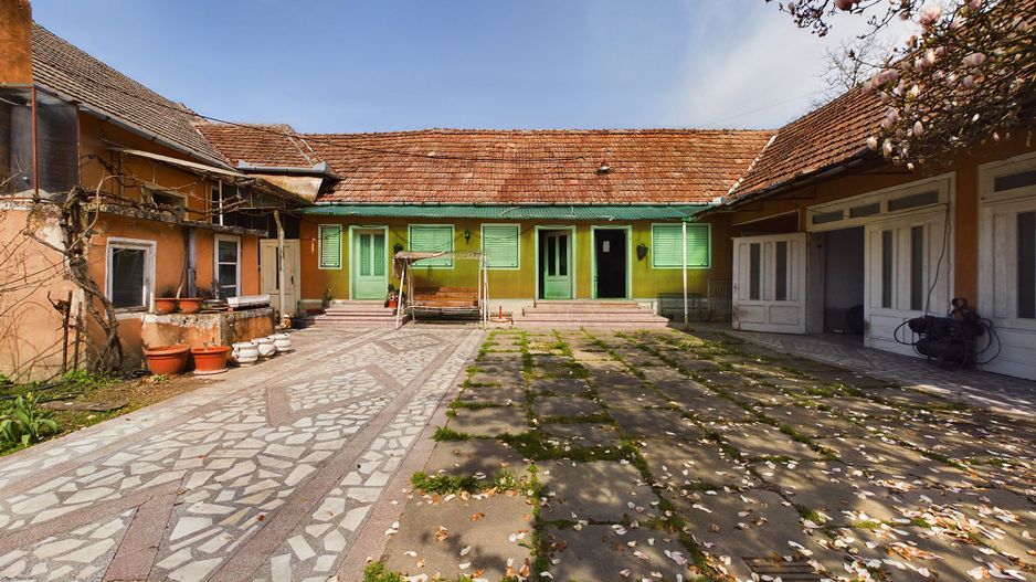 Casă în localitatea Sebiș - Poză 13