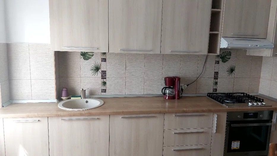 2 Camere Intrare Racadau, 56mp, mobilat si utilat, 127500Euro - Poză 4