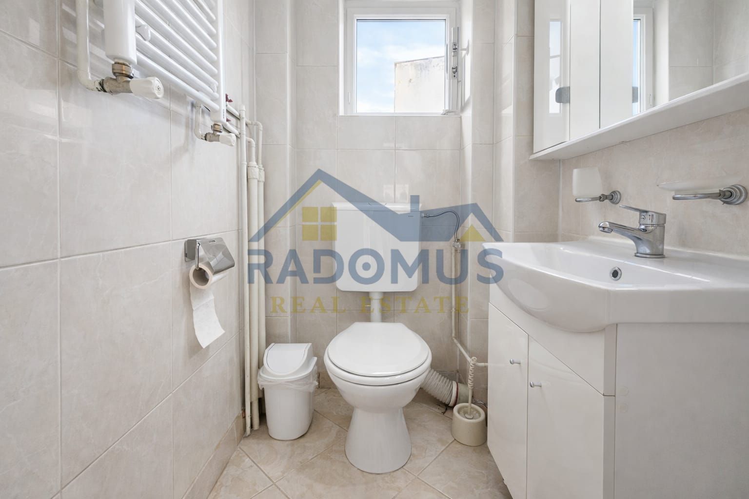 Ultracentral - 3 camere decomandat - 2 băi - 2 balcoane - Poză 11