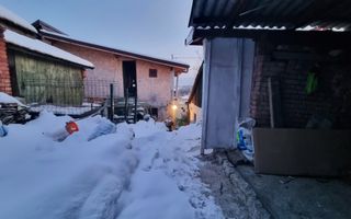 Casă funcțională, curte proprie, finisaje moderne - Poză 13