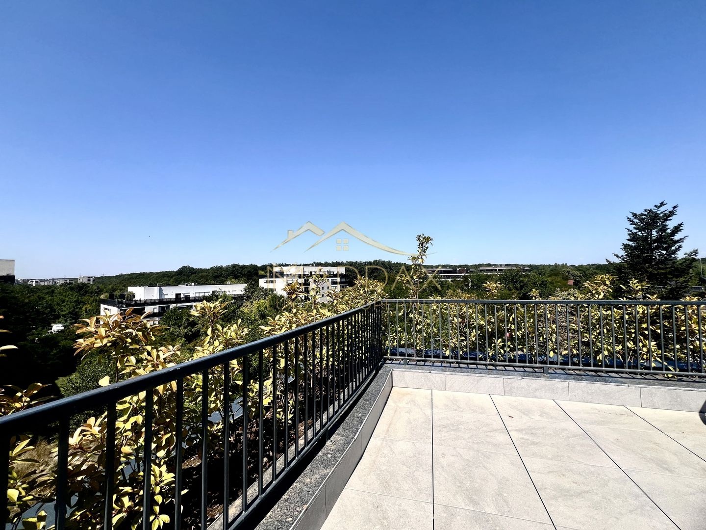 Apartament de Inchiriat | Iancu Nicolae | 154 mp | Terasa 150 mp | - Poză 19