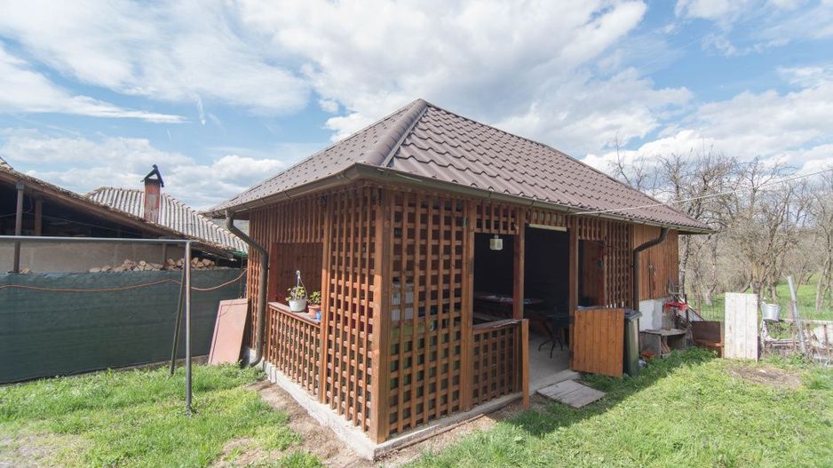 Casa cu 3 camere renovata - Poză 5
