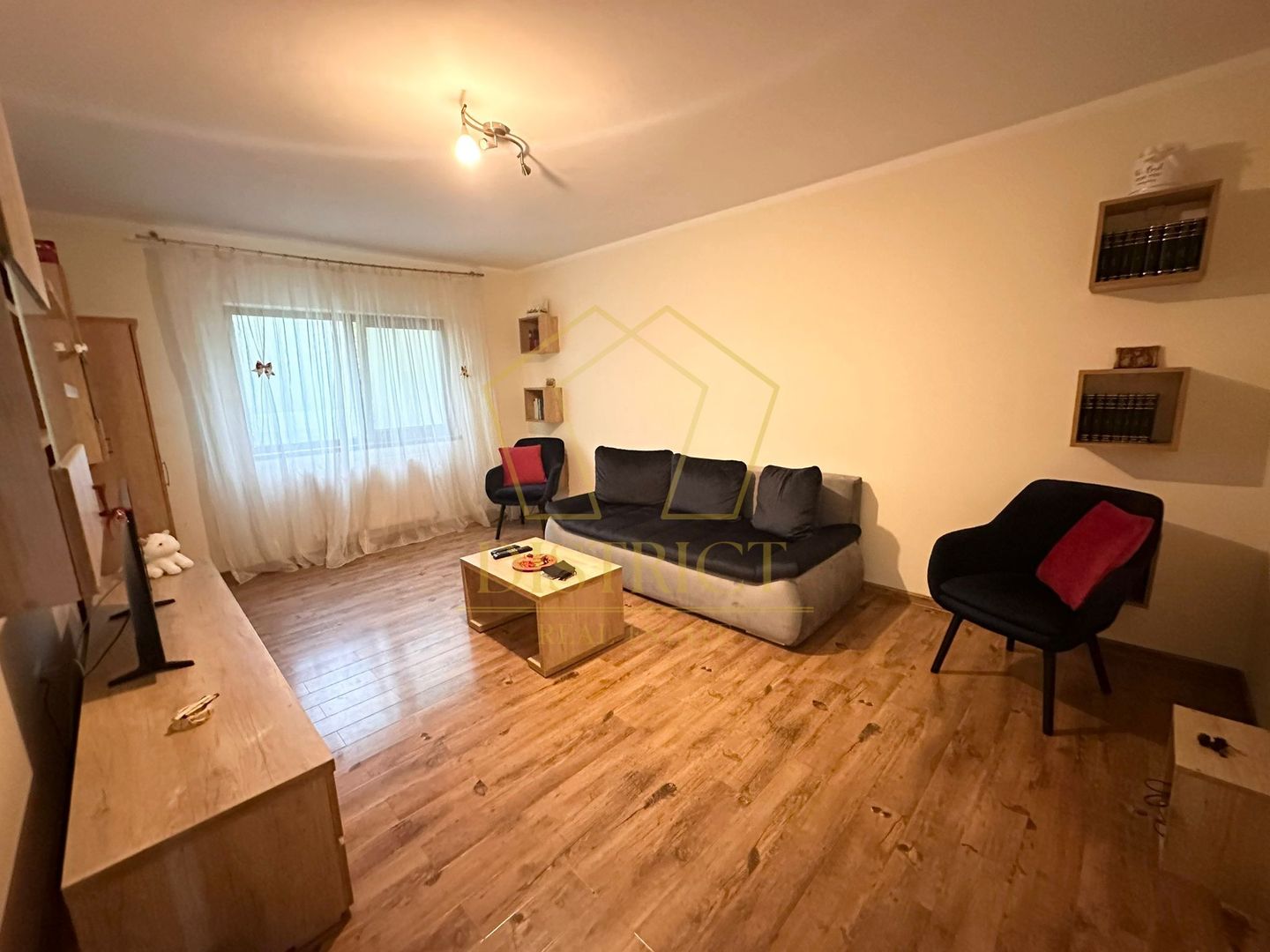 Apartament spatios cu 3 camere | Calea Sagului - Poză 3