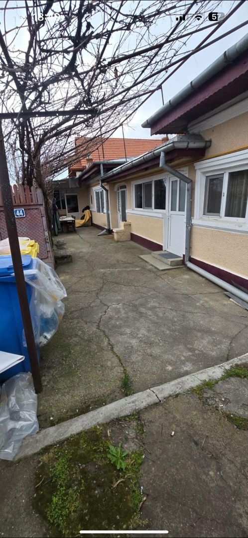 Vand casa si teren zona Chitila - Poză 2