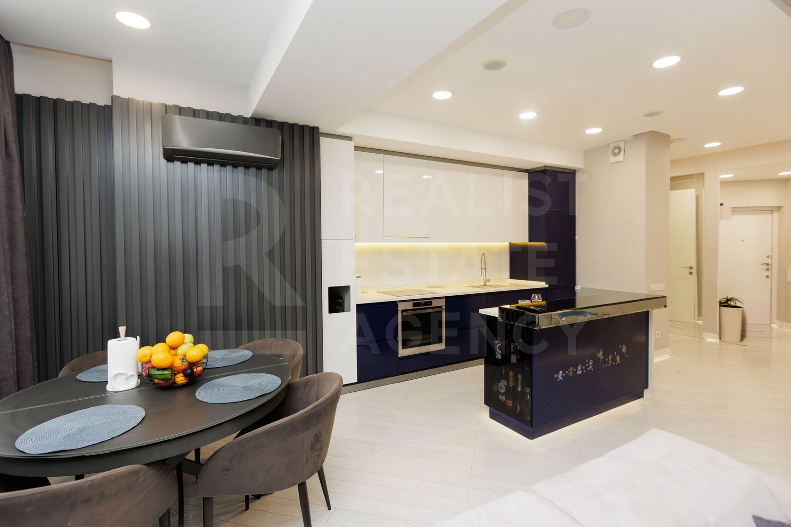 Vânzare, apartament, 2 camere + terasă, str. N. Testemițanu, Centru - Poză 1