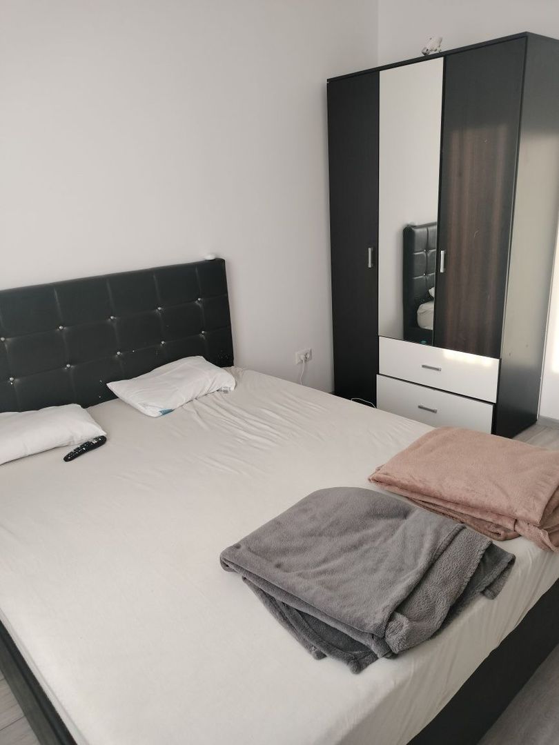 Apartament 2 camere tip studio de vanzare - Poză 3