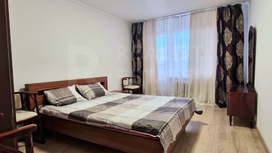 Chirie, apartament, 3 cameră, strada Calea Ieşilor, Sculeni - Poză 1