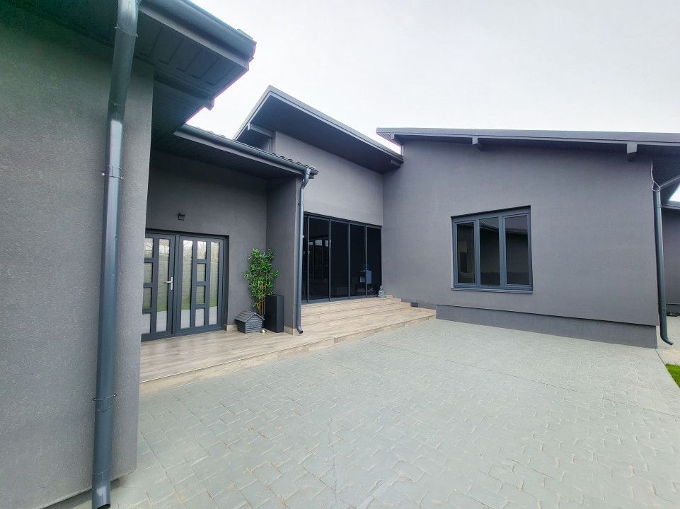 Agigea - Casa  deosebita cu piscina, mobilata si utilata complet. - Poză 58