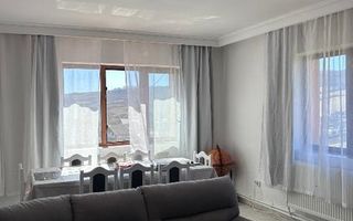 Casă modernă, spațioasă, gata de mutat,6400 mp teren, terase și garaj 399.000 € - Poză 3