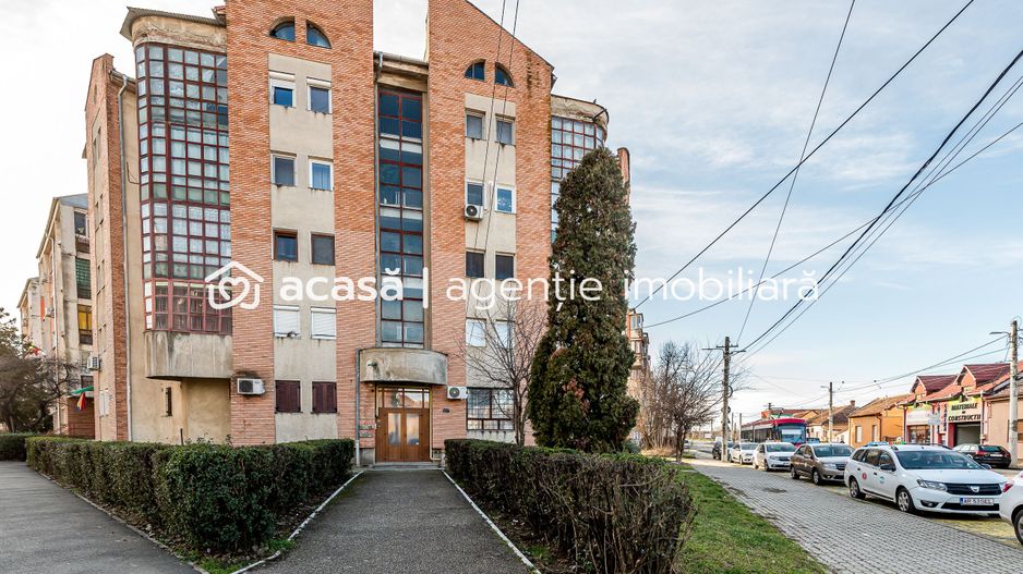 VANDUT! Apartament decomandat 4 cam - str. Condurasilor - COMISION 0 - Poză 6