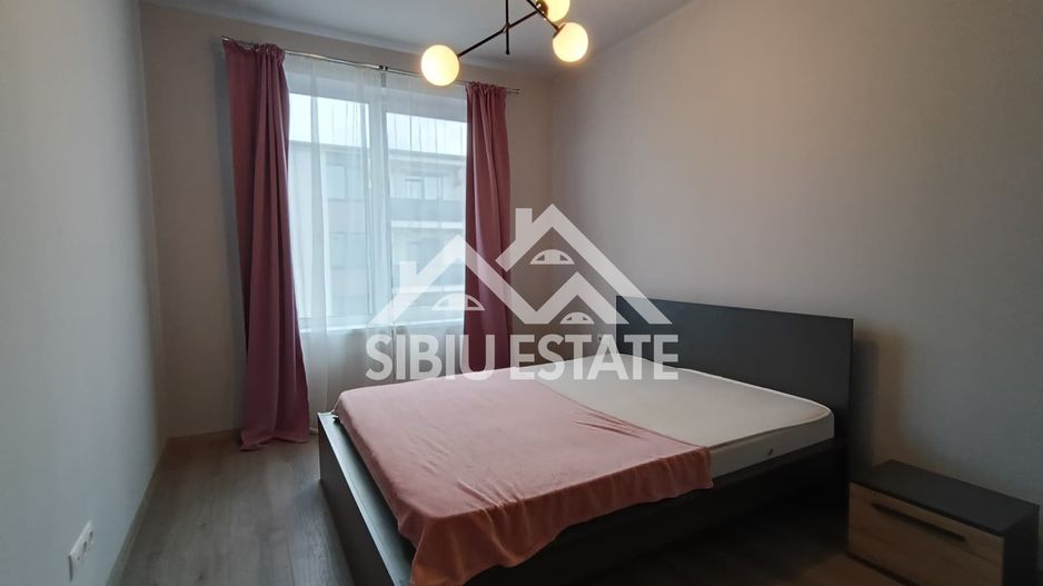 Aparatment de inchiriat,3 camere, parcare ,Selimbar - Poză 3