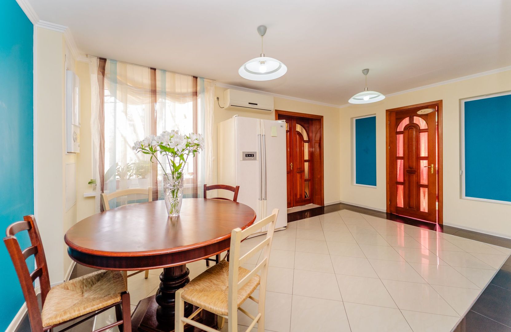 Spațiu comercial+apartament cu 3 camere Botanica Nicolae Zelinski 10/2 - Poză 8