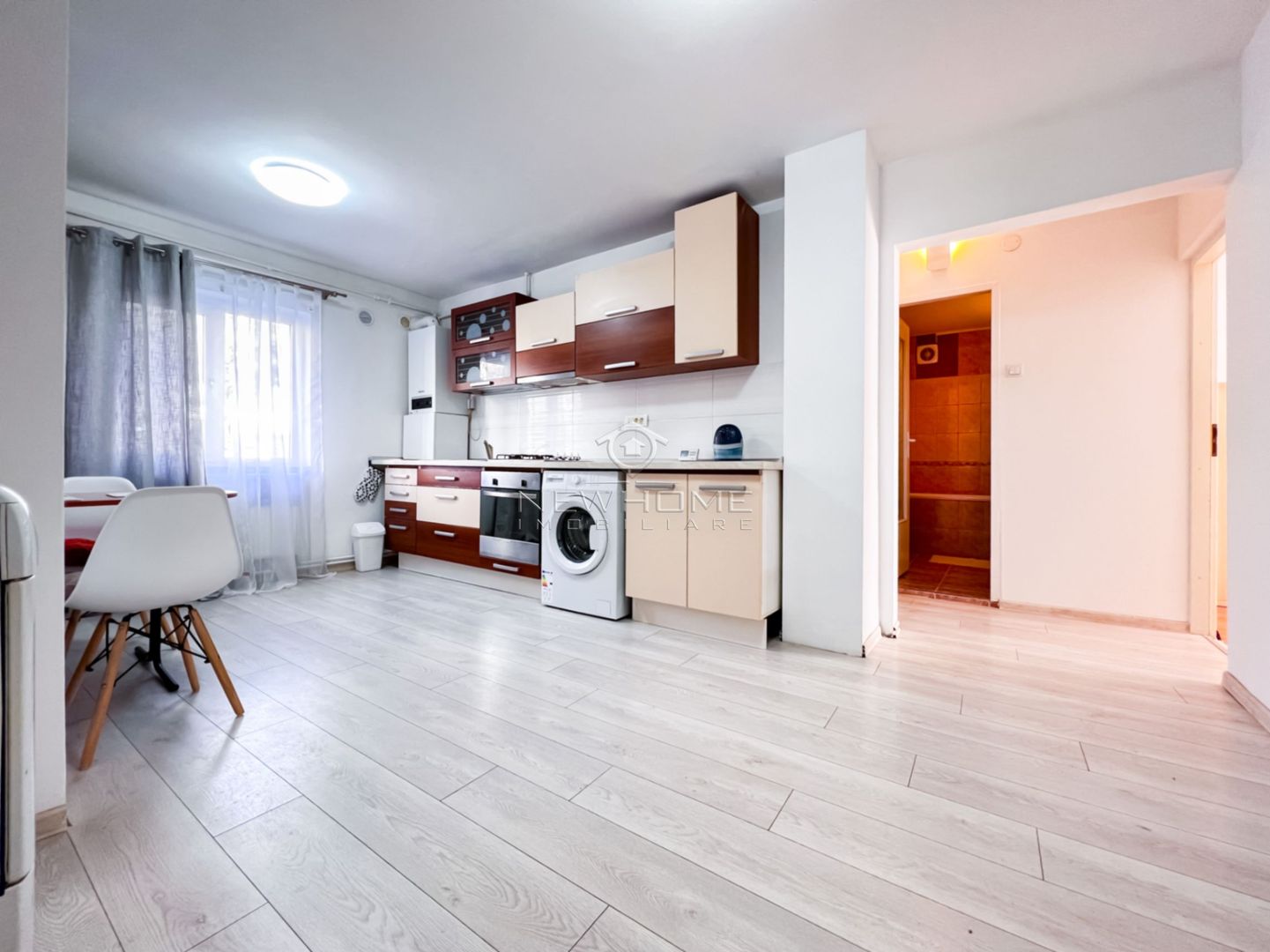 Apartament 2 camere decomandat, zona Iulius Mall - Poză 1