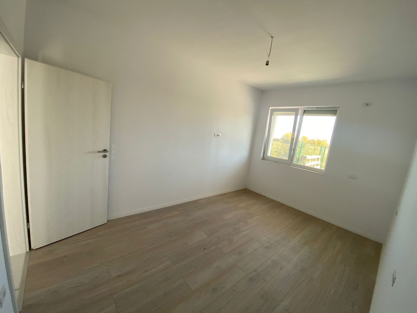 Giroc-Neptun | 3 Camere | Curte proprie | Decomandat | Lift | Disponibil imediat - Poză 6