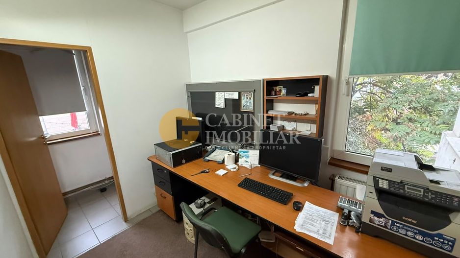 4 CAMERE DECOMANDAT--ETAJ 1--BLOC TIP VILA--PIATA UNIRII - Poză 14