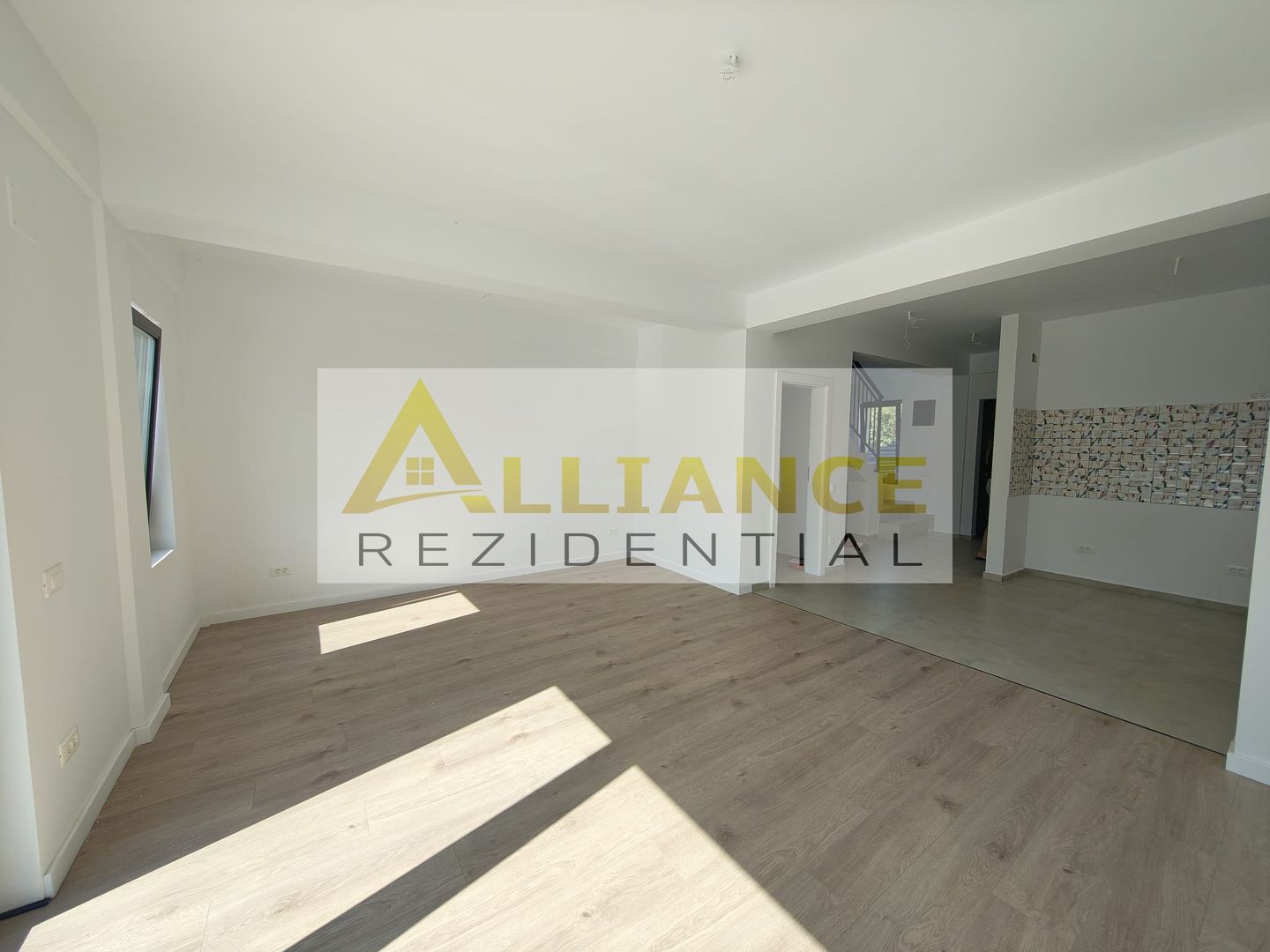Duplex  P+1 | 110 mp utili | 3 camere | Teren 200 mp - Poză 3