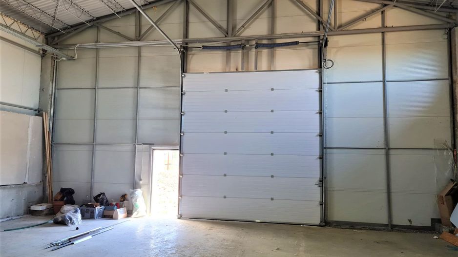 Hale exterior nord 360mp și 420mp - Poză 1