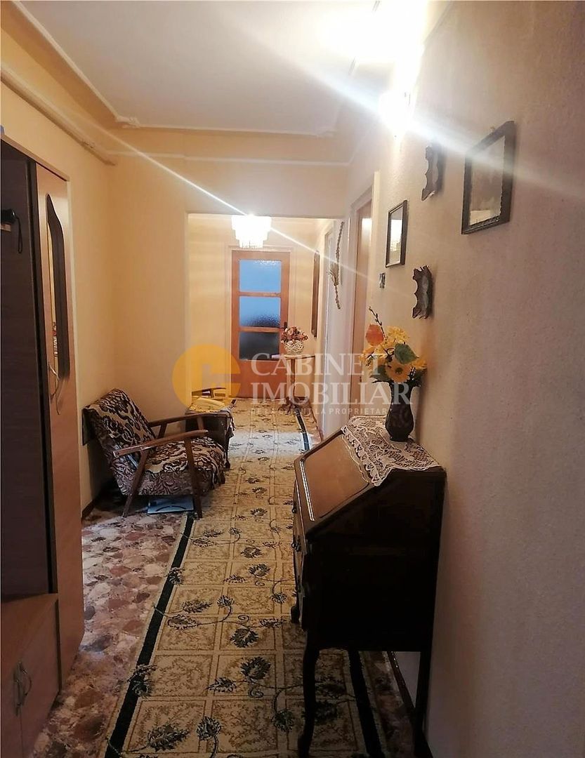 4 camere decomandat, etaj intermediar, 2 bai, 2 balcoane,zona DACIA/LIDL - Poză 1