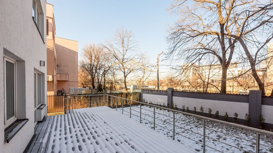 Vila ***400mp*** + Curte Proprie // zona Aviației - Poză 6