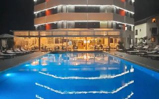 Apartament 2 camere de vanzare - Piscina exterioara - Ocazie - Poză 8