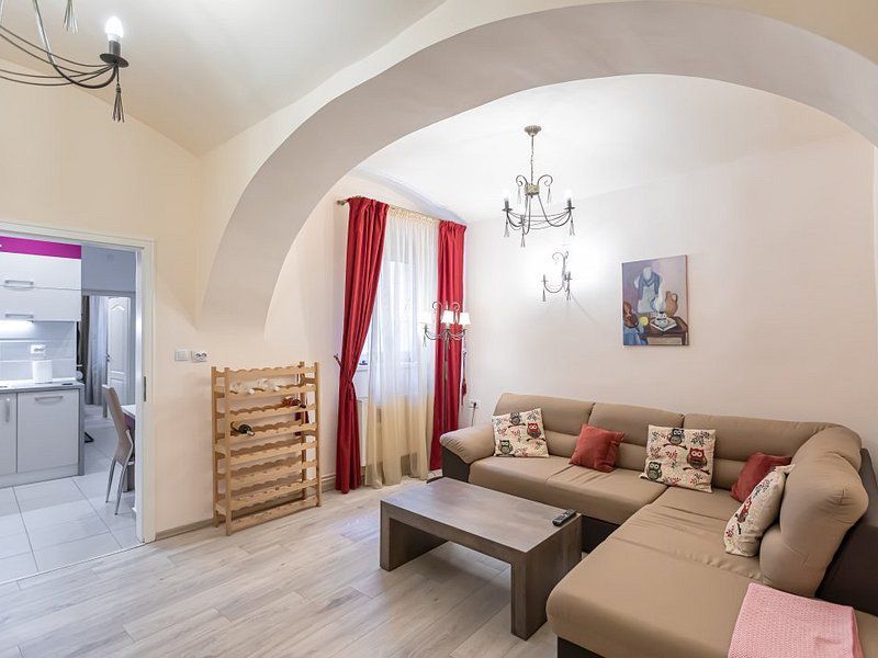 COMISION 0% | Apartament 2 camere de închiriat | Centrul Istoric, Str. Nicolae B - Poză 1
