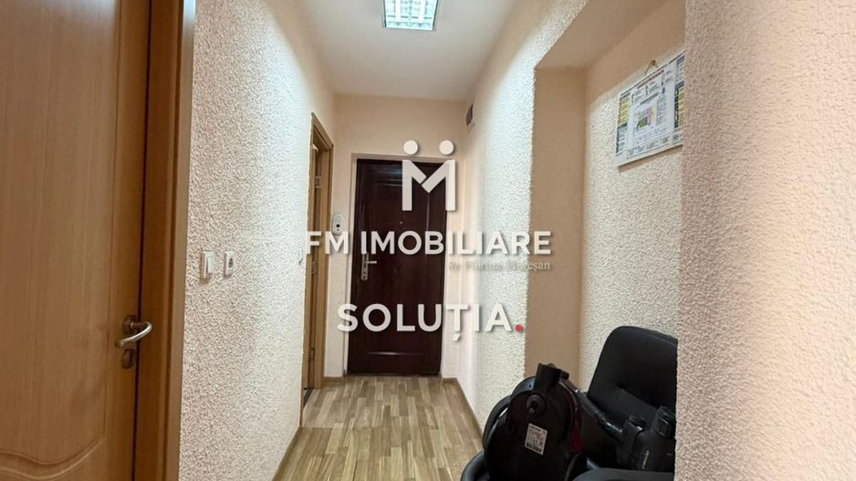 Apartament de vanzare 2 camere , etaj 1 - zona Piata Revolutiei - Poză 6