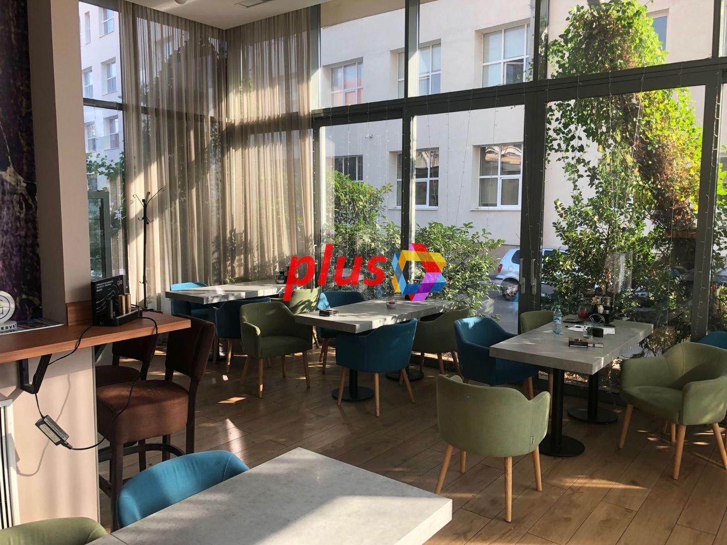 Spatiu Central cu vad pietonal și auto - 414 mp #plus-imo.ro - Poză 5