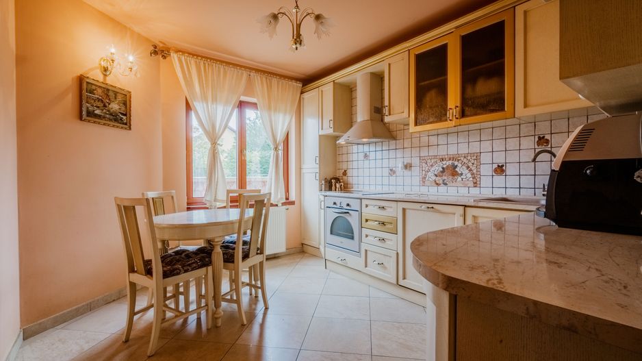 Vilă 6 camere în cartierul Alfa - Poză 8