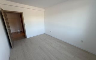Disponibil imediat. Decomandat. Spatios - Poză 7