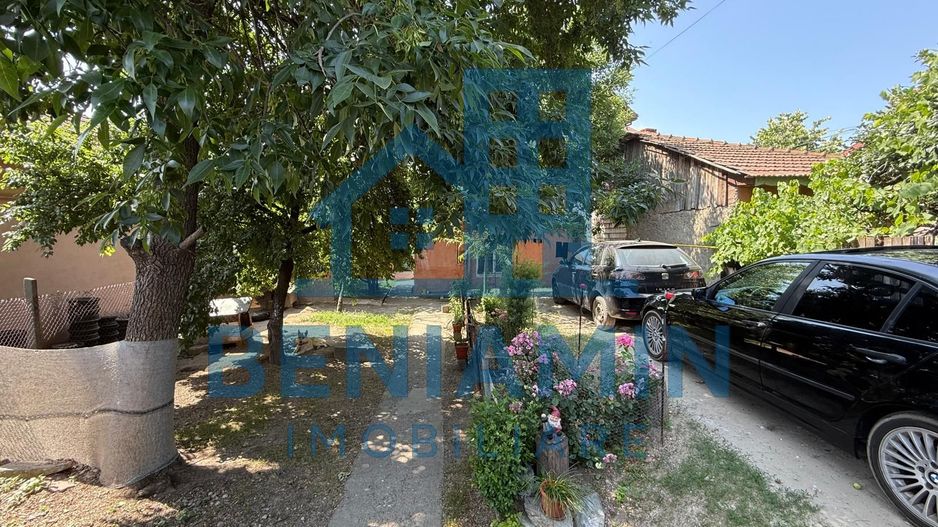 Casa batraneasca cu teren 432mp-Brestei pe principala-Pozitie Buna - Poză 2