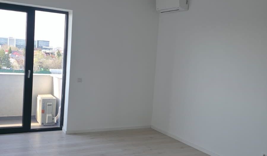 Apartament 3 camere și loc de parcare - Poză 14
