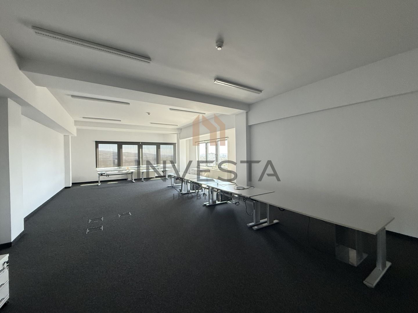 Ultimul etaj, vedere panoramică – Spațiu de birouri - Poză 5