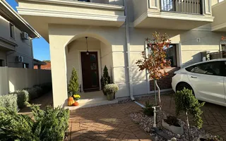 Duplex premium cu 4 camere, 3 bai | Dumbrăvița | Curte spectaculoasă - Poză 28
