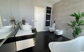 Penthouse spectaculos cu terasă panoramică | 3 camere | 93mp | Loc de parcare - Poză 12