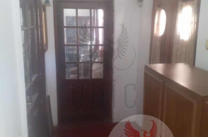 Casa / Vila cu 3 camere de vanzare in Central, Craiova UNIC