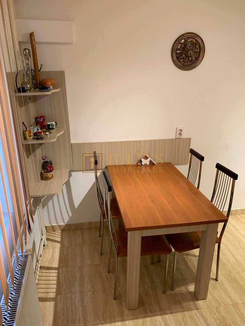 3 camere, centrala proprie, boxa la subsol - Poză 14