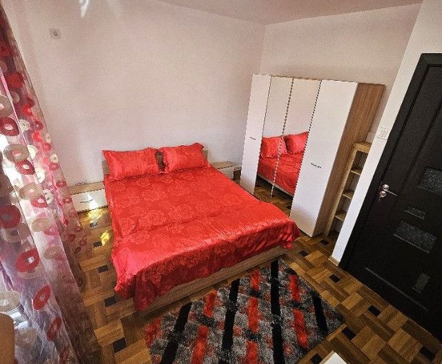APARTAMENT RENOVAT METROU ZONA GARA DE NORD - Poză 3