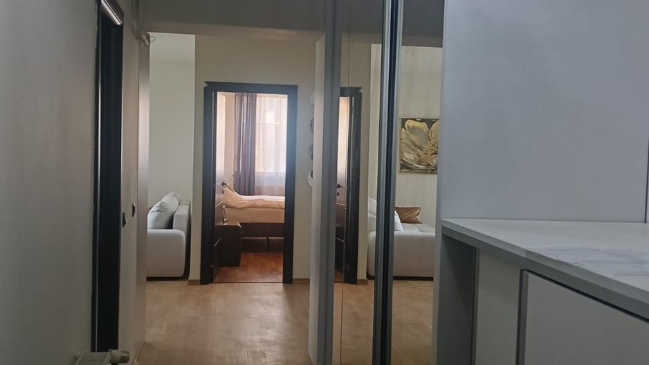 Închiriez apartament cu 2 camere, Mall Vitan, centrală proprie - Poză 4