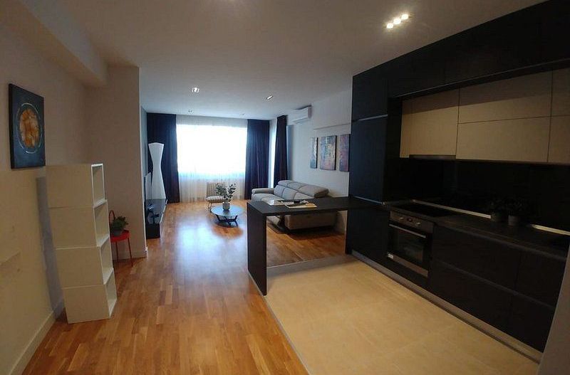 Apartament in imobil nou, suprafata generoasa, dressing, parcare - Poză 12
