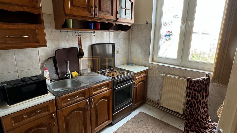 3 camere decomandat, centrala proprie. - Poză 10