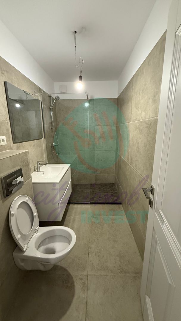 3 camere - ideale pentru activitati sau investitie - Poză 10