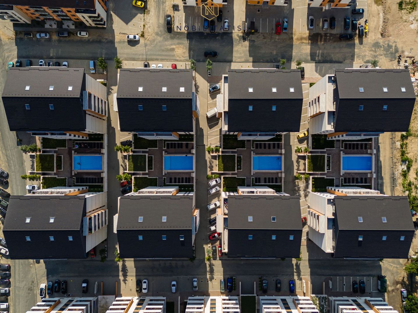 Oferta Inchiriata - Apartament de Lux | 2.5 camere | Piscina & Garaj subteran - Poză 10