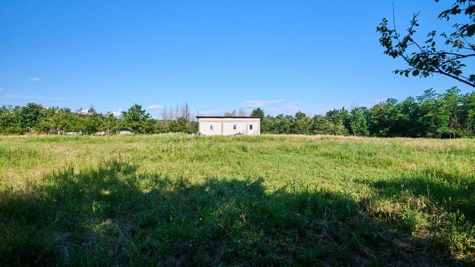 Teren Intravilan 1100 mp + Anexă 120 mp - Budeasa, Calotesti! - Poză 4