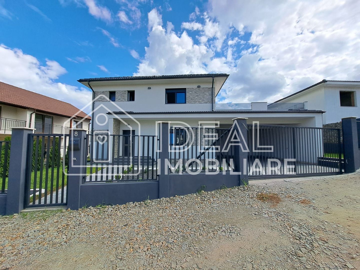 Casa Individuala Moderna cu 5 camere si 450 mp de curte, zona Selimbar - Poză 7