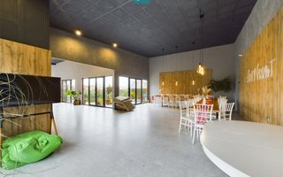 Casa Spațiu Versatil de Vânzare în Comuna Berceni - Poză 6