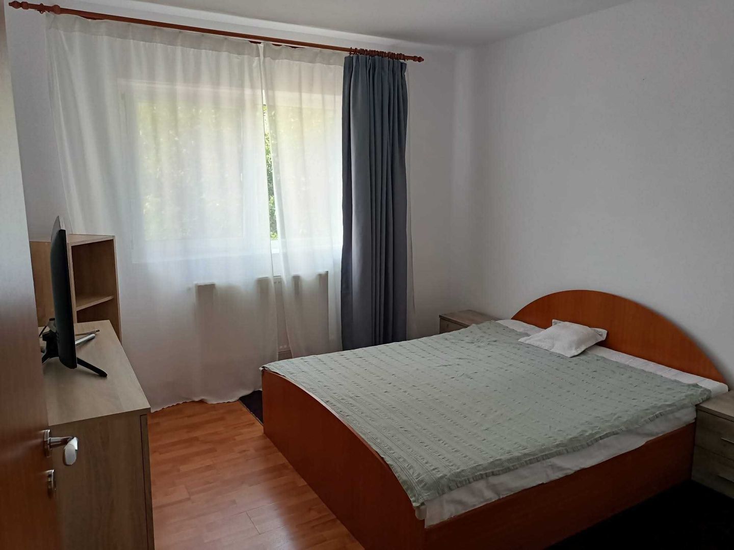 Dambovita | 2 Camere | Etaj Intermediar | Loc de Parcare. - Poză 4